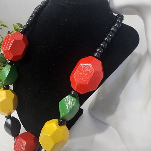 Chunky Bead Boho Ethnic Necklace Earrings Set - Picture 6 of 9